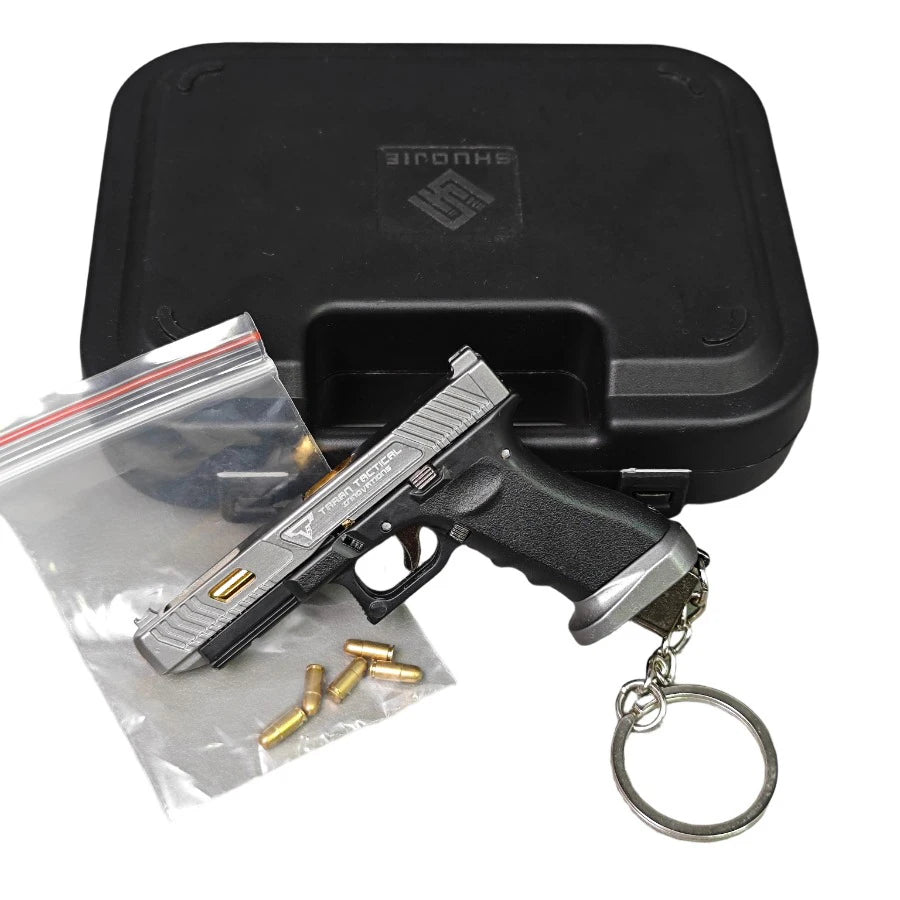 Muito Bom Glock 34 Alloy Mini Pistol Keychain Toy Fidget