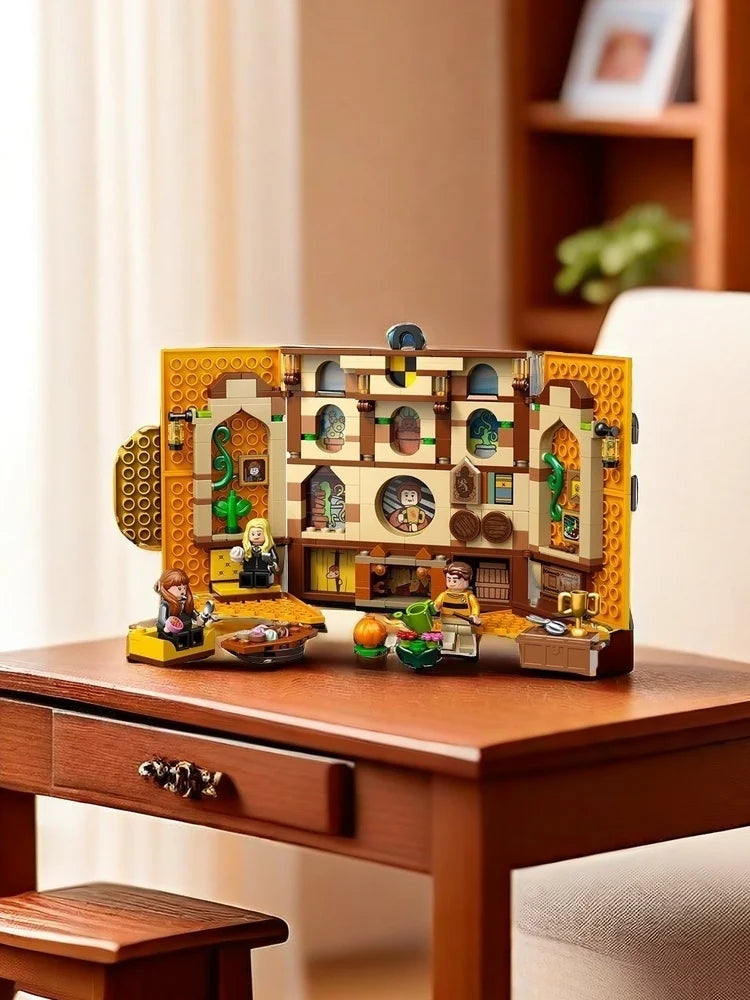 Lego 76412 Hufflepuff Banner Modular Set 313 Pieces Kids